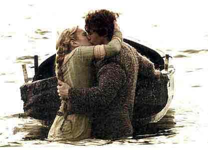 James
                Franco and Sophia Myles in Kevin Reynolds's film Tristan
                and Isolde (2006)
